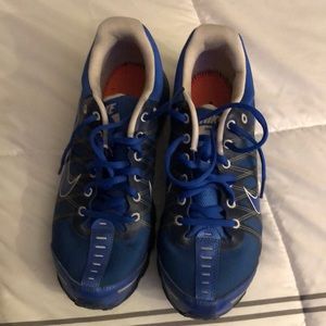 Men’s Nike sneakers